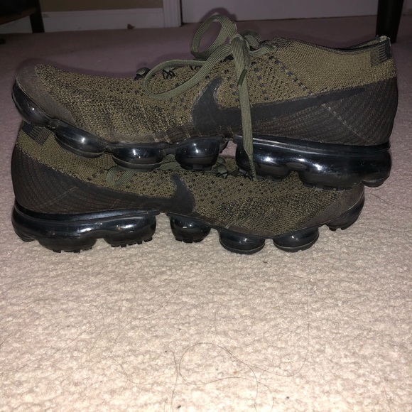 ❌SOLD❌Nike Vapormax flyknit 11.5 Mens Olive G - Picture 5 of 8